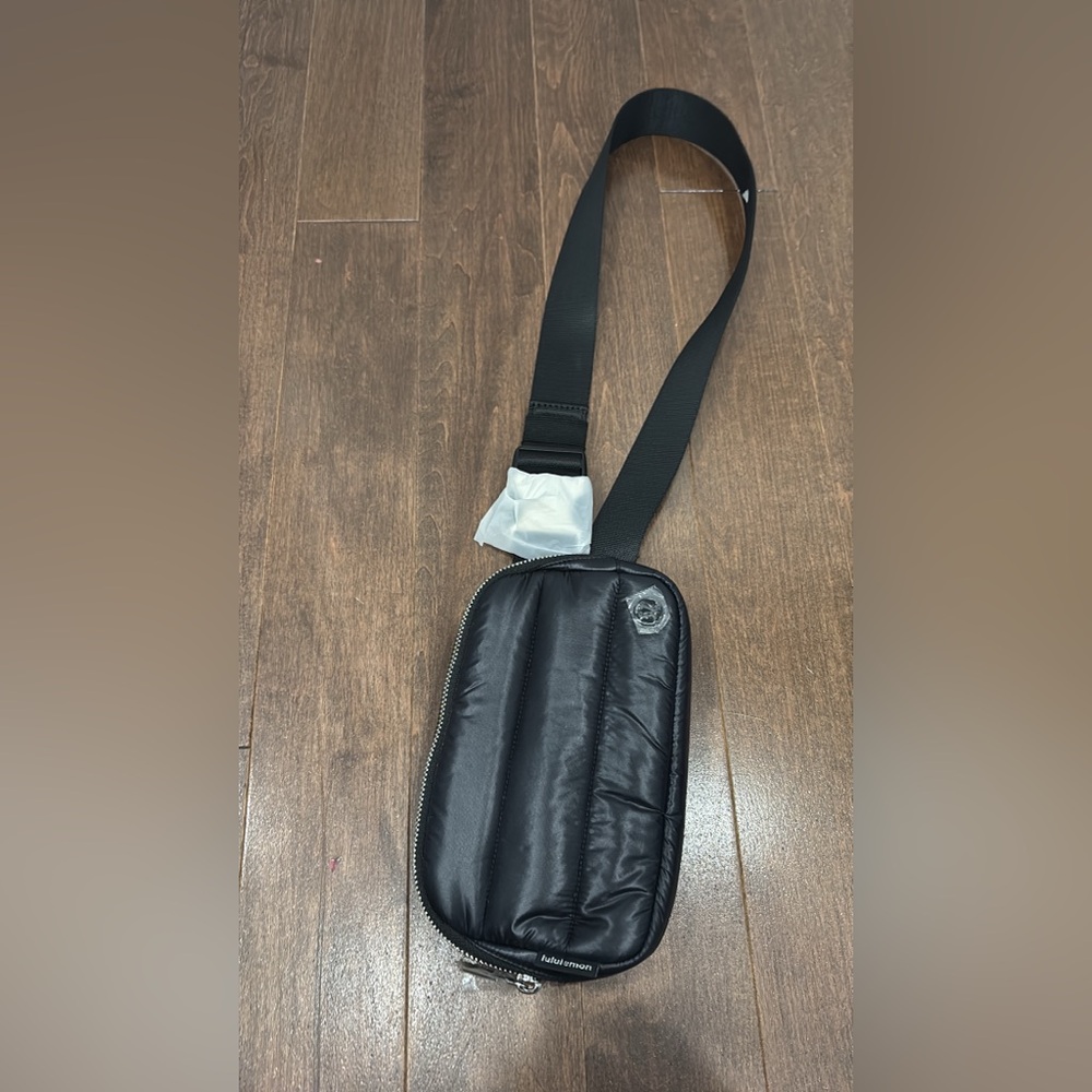 lululemon athletica Black Men's Belt Bag